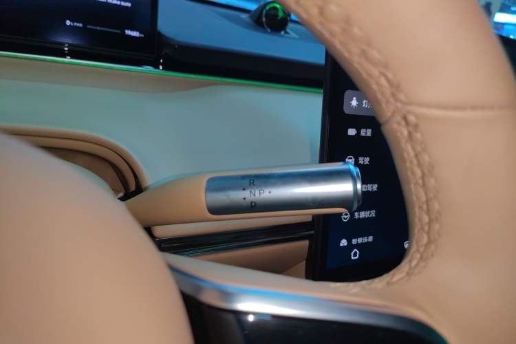 Used Hima Luxeed R7 2024 All-Electric 736 km Ultra
