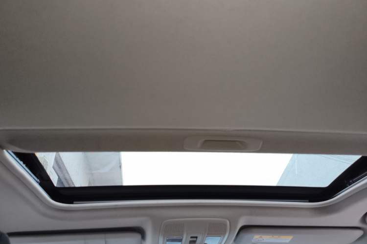 Used Mazda Mazda 3 Axela 2017 Hatchback 2.0L Automatic Luxury Model Emission Standard China V