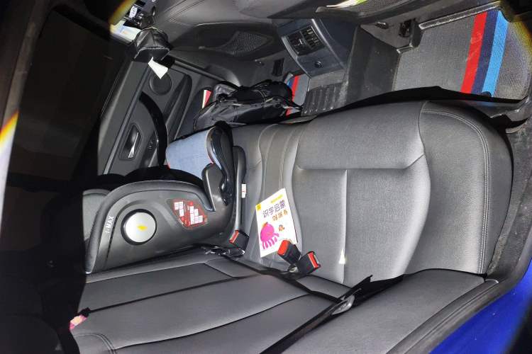 Used BMW 3 Series 2018 320Li Leading Model M Sport Package Left Rear Seat