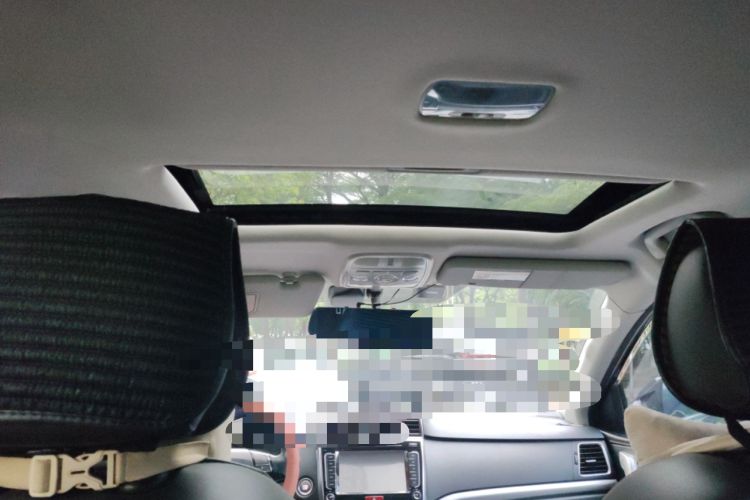 Used Haval H6 2017 Red-Label Sport Edition 1.5T Automatic Two-Wheel Drive Luxury Model Headliner