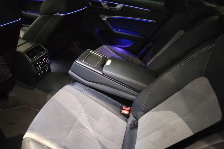 Used Audi A6L 2024 45 TFSI quattro Prestige Dynamic Edition
