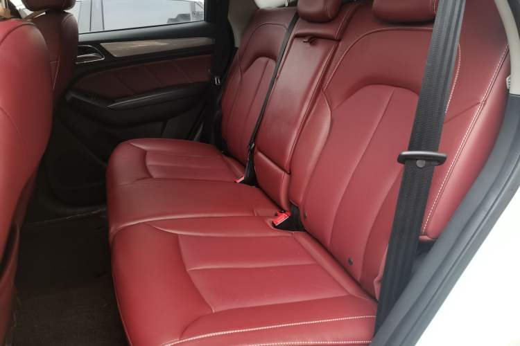 Used Roewe RX5 2016 30T Four-Wheel Drive Automatic Internet Smart Luxury Edition
