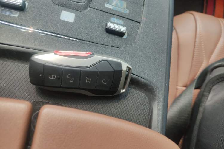 Used BYD Tang New Energy 2021 DM-i 112KM Prestige Model
