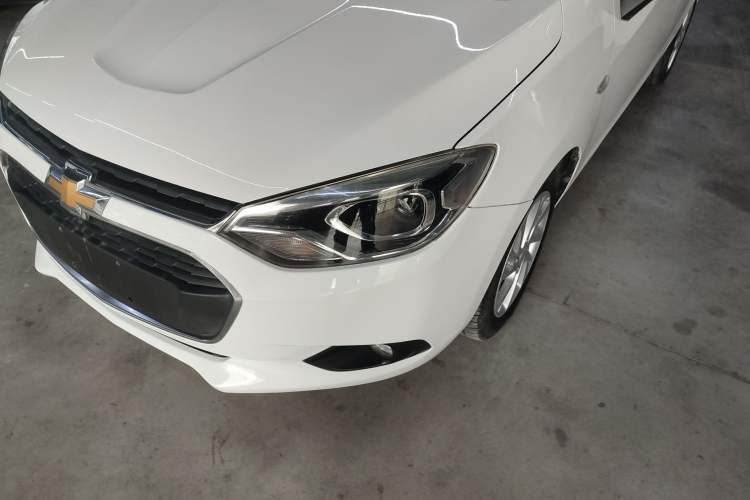 Used Chevrolet Lova RV 2016 1.5L Automatic FunDrive Edition Left Front Headlight