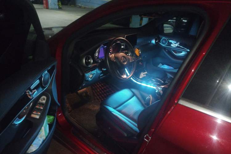 Used Mercedes-Benz GLC 2016 GLC 260 4MATIC Luxury Model