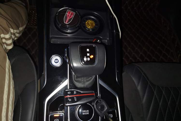 Used Hongqi HS5 2022 2.0T Smart Connect Flagship Edition