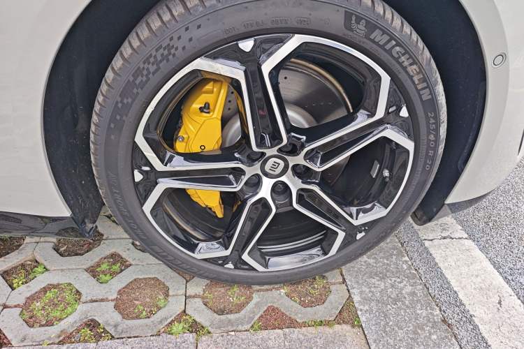 Used Xiaomi Auto SU7 2024 Rear-Drive Ultra-Long Range Advanced Pro-Level Intelligent Driving Version