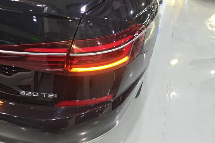 Used Volkswagen Passat 2023 330TSI Starry Elite Edition
