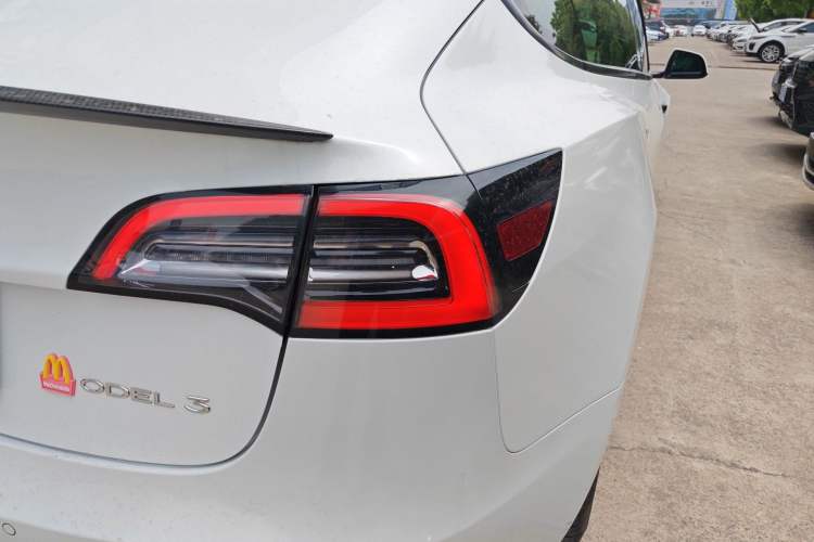 Used Tesla Model 3 2022 Performance High-Performance All-Wheel-Drive Version
