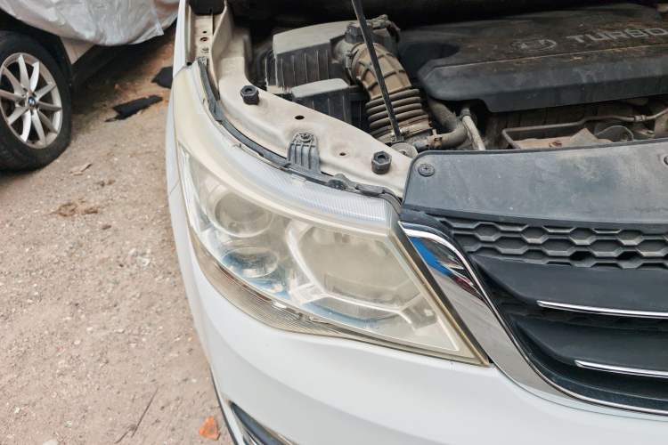 Used Baojun 730 2016 1.5T Manual Luxury Edition 7 Seats
