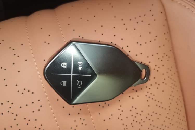 Used Deepal S07 2024 215Max Range-Extended Version Vehicle Key