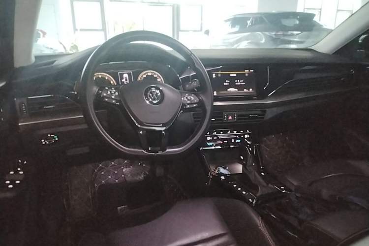 Used Volkswagen Passat 2020 330TSI Elite Edition China VI
