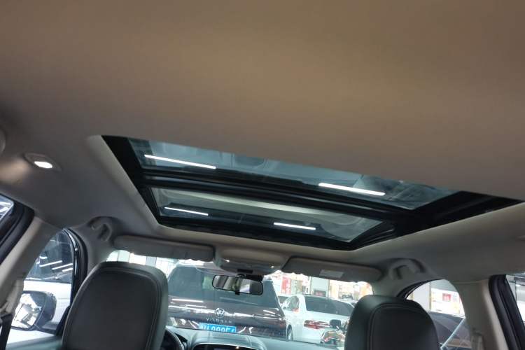 Used Renault Koleos 2018 2.5L Two-Wheel Drive Prestige Edition Headliner