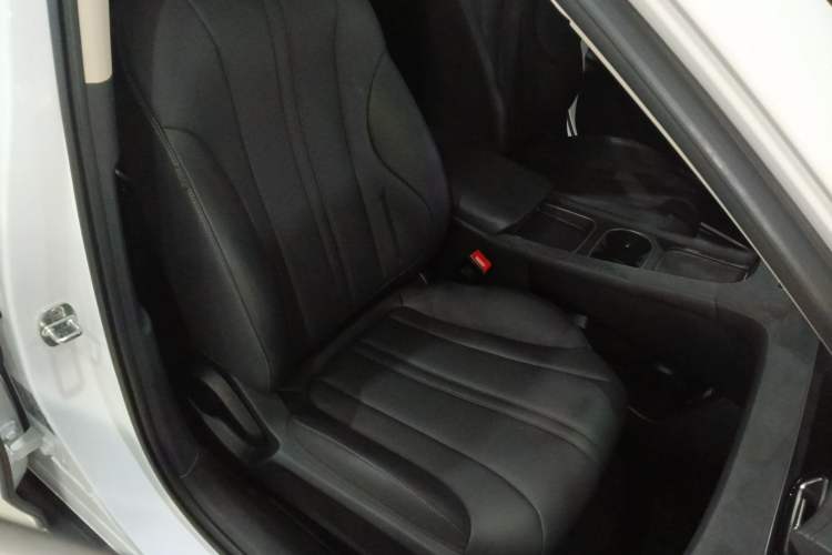 Used Roewe D7 2025 DMH 125km World Champion Excellence Edition