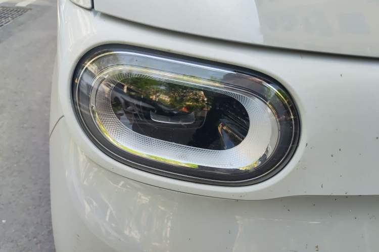 Used Wuling Hongguang MINIEV 2024 3rd Generation 215km Youth Edition Right Front Headlight