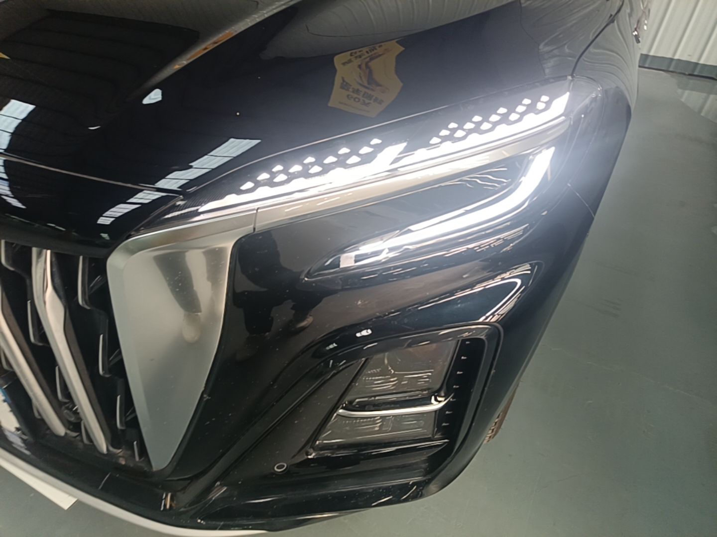 Hongqi HS3 PHEV 2025 Model 125km Jingwei 2 Millionth Anniversary Edition — снимка 8