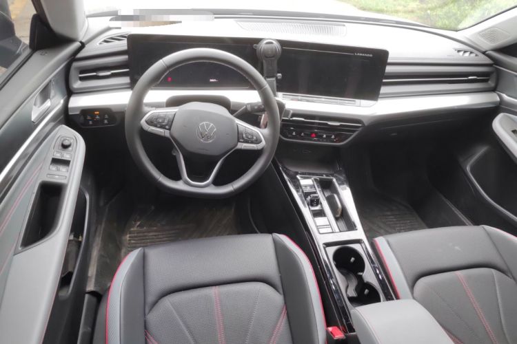 Used Volkswagen Lamando 2023 Lavida L 280TSI DSG Spicy Edition Center Console