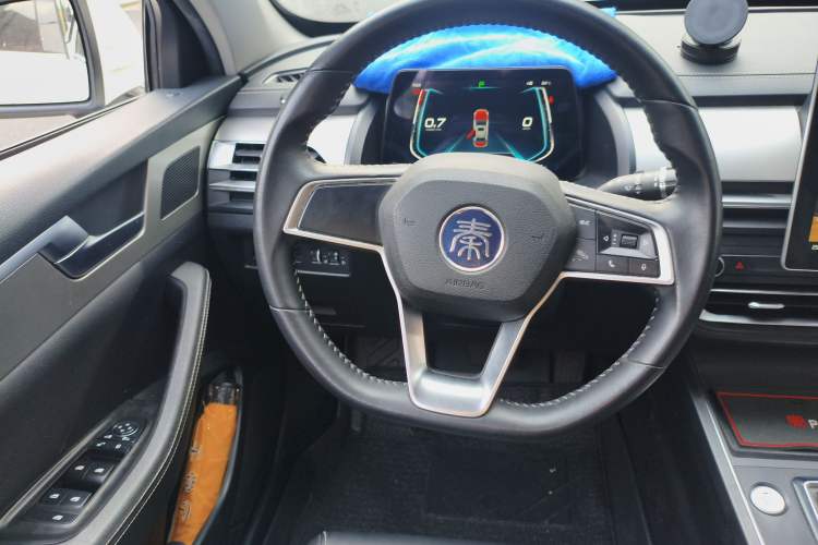 Used BYD Qin Pro 2019 Super Edition 1.5TI Automatic Smart Connect FENGSHANG Model China VI Standard