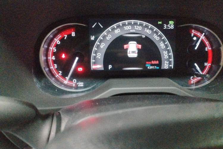 Used Toyota RAV4 2022 2.0L CVT Two-Wheel Drive Fashion Plus Edition Odometer Close Up