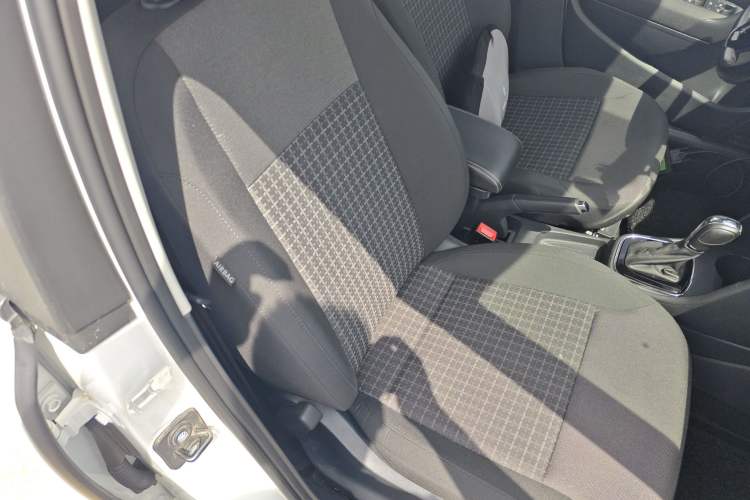 Used Volkswagen Polo 2018 1.5L Automatic Enjoyment Model
