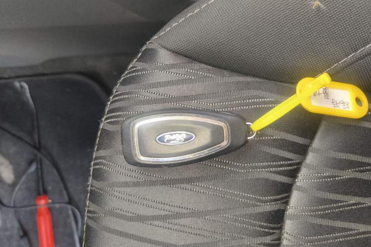 Used Ford EcoSport 2013 1.5L Manual Luxury Model
