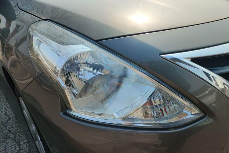Used Nissan Sunny 2016 1.5XE CVT Leading Edition Right Front Headlight