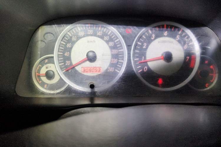 Used FAW Senya S80 2011 1.5L Manual 7-Seater Comfort Edition
