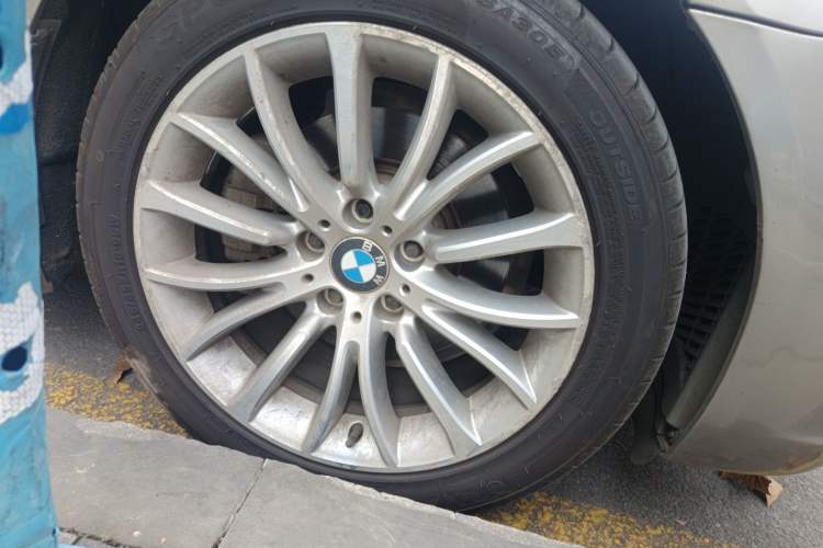 Used BMW 5 Series 2014 525Li Luxury Design Package