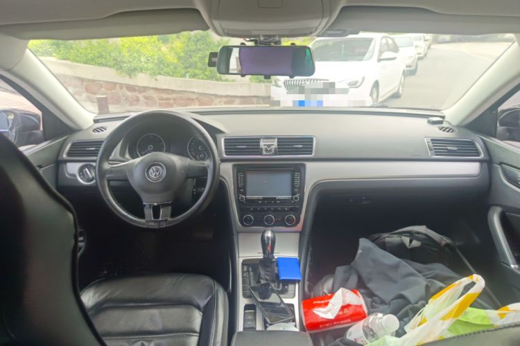 Used Volkswagen Passat 2013 1.8TSI DSG Prestige Edition Center Console