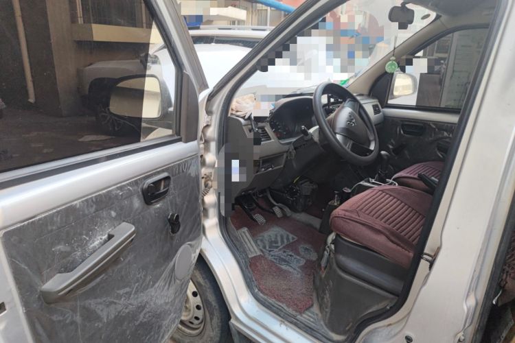 Used Wuling Rongguang S 2022 1.2L Base Model Window-Sealed 5-Seat LSI Car