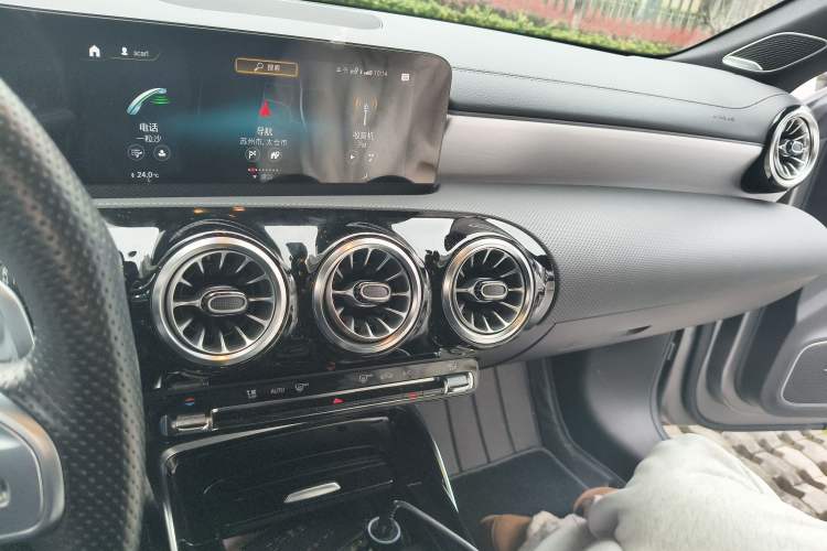 Used Mercedes-Benz CLA AMG 2021 AMG CLA 35 4MATIC Audio And AC Panel