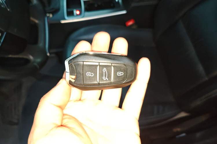 Used Citroen C4L 2016 1.2T Automatic Elite Model Vehicle Key