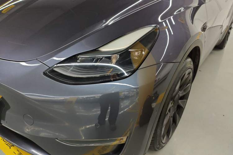 Used Tesla Model Y 2021 Long-Range All-Wheel-Drive Version
