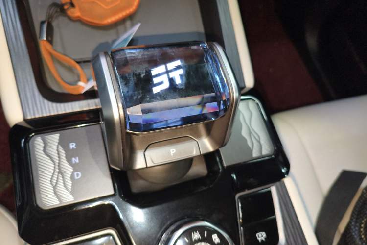 Used JETOUR Shanhai T1 2025 150 km Heading South Gear Lever