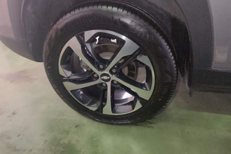 Used Chevrolet Seeker 2022 1.5T CVT RS Bee Wave Edition Right Rear Wheel Hub