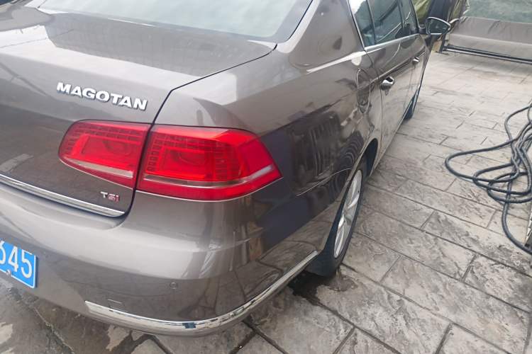 Used Volkswagen Magotan 2016 1.8TSI Smart Enjoyment Leading Model Exterior 2