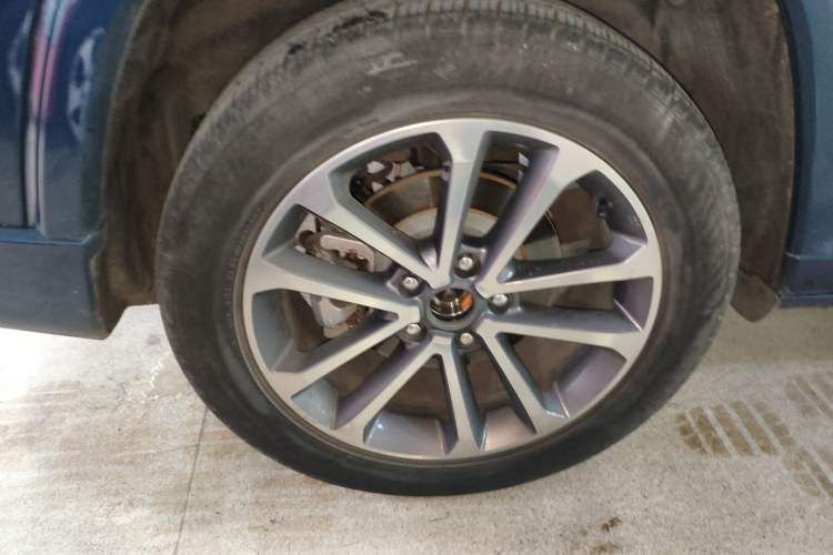 Used Jeep Grand Commander 2018 2.0T Four-Wheel Drive Smart Enjoyment Version China V Emission Standard