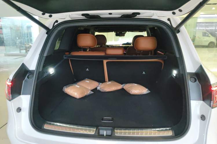 Used Hima AITO M8 2025 Extended-Range Ultra Version 53.4 kWh 5-Seater Edition
