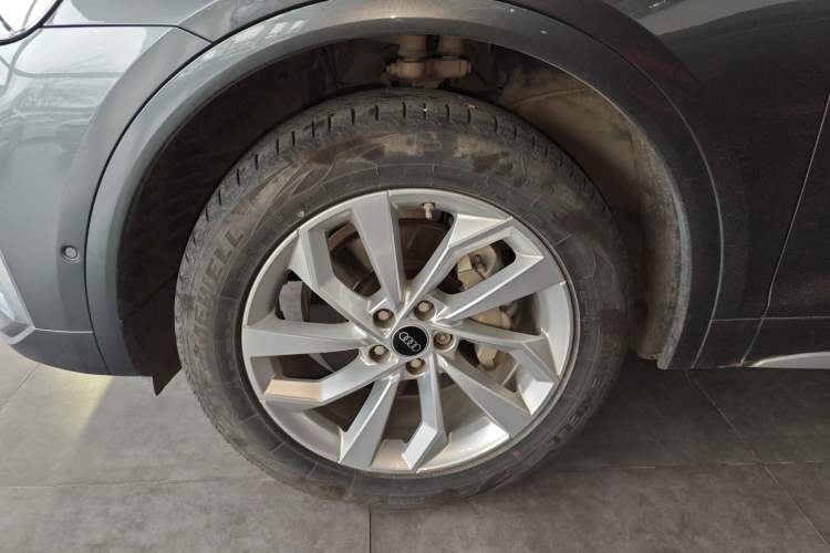 Used Audi Q5L 2022 40T Luxury Dynamic Model