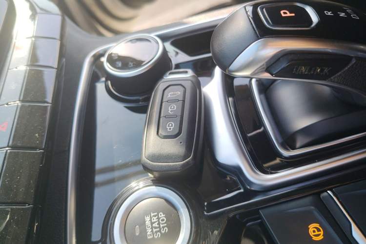 Used JMC Yusheng S350 2020 2.0T Automatic All-Wheel Drive Gasoline Comfort Edition
