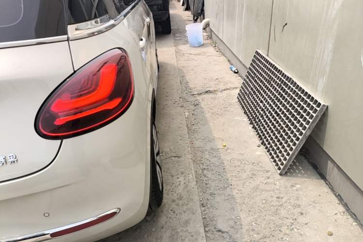 Used Wuling Bingo 2023 333 km Lingxi Connected Version

