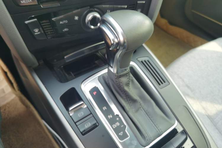 Used Audi A4L 2013 30 TFSI Automatic Comfort Model
