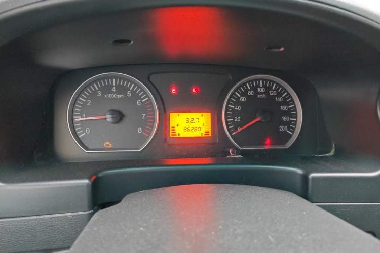 Used FORTHING Lingzhi 2016 M3L 1.6L 7-Seater Standard Model
