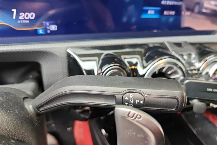 Used Mercedes-Benz CLA 2022 CLA 200 Shooting Brake Gear Lever