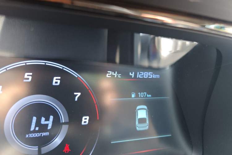 Used Hyundai Elantra 2022 1.5L CVT GLX Elite Edition Odometer Close Up