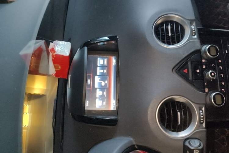 Used Renault Koleos 2016 2.0L Two-Wheel-Drive Comfort Edition with BOSE System
