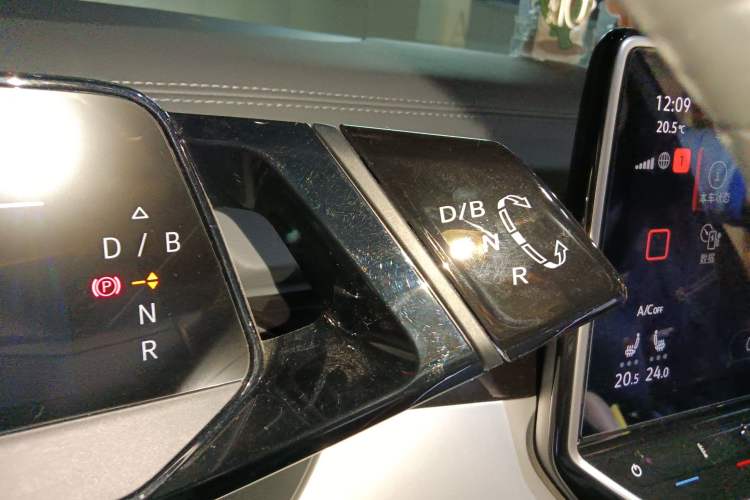 Used Volkswagen ID.6 CROZZ 2021 Revised Version Long-Range PRO Edition