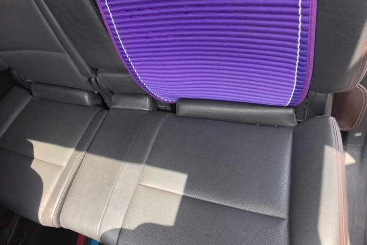 Used CHANGAN KAICHENG Oushang A600 2016 1.5L Manual Luxury 7-Seater Left Rear Seat