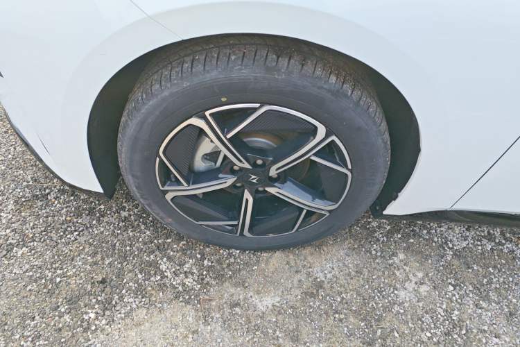 Used Dongfeng eπ eπ007 2024 200Pro Range-Extended Version