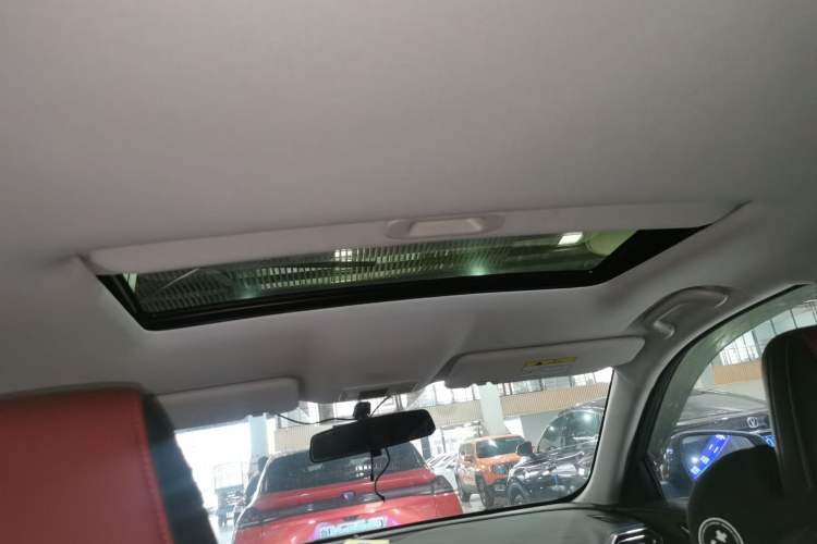 Used Oshan X5 2021 Revised Version 1.5T DCT Luxury Edition
